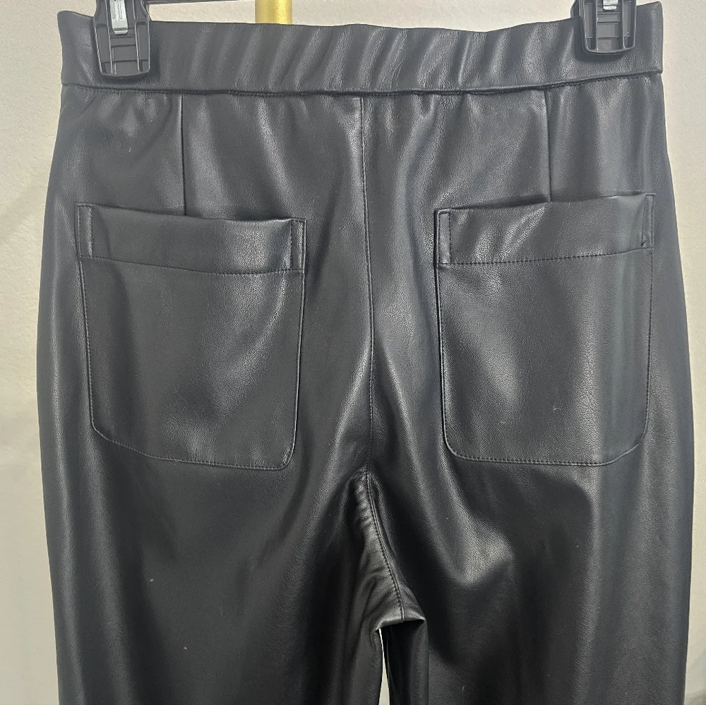 BCBG New York Wide Leg Vegan Leather Cropped Pants NWT $98 - Picture 4 of 5